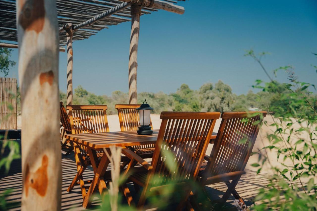 Bab Al Nojoum Al Mugheirah Hotel Al Marfaʼ Екстериор снимка