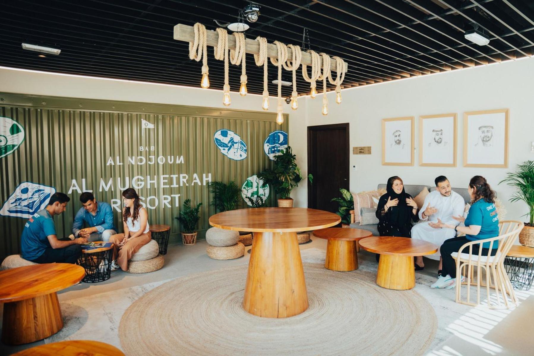 Bab Al Nojoum Al Mugheirah Hotel Al Marfaʼ Екстериор снимка