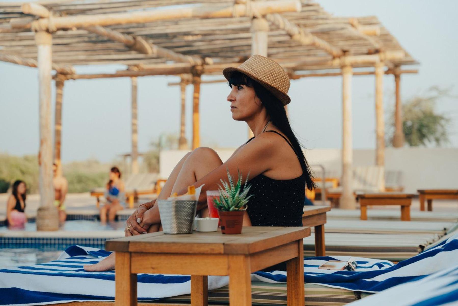 Bab Al Nojoum Al Mugheirah Hotel Al Marfaʼ Екстериор снимка